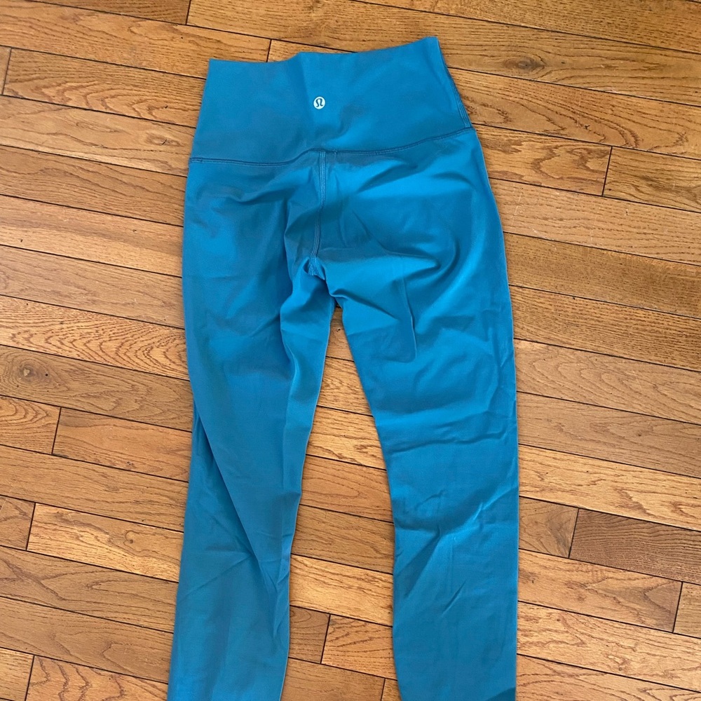 Lululemon size 4 mystic green